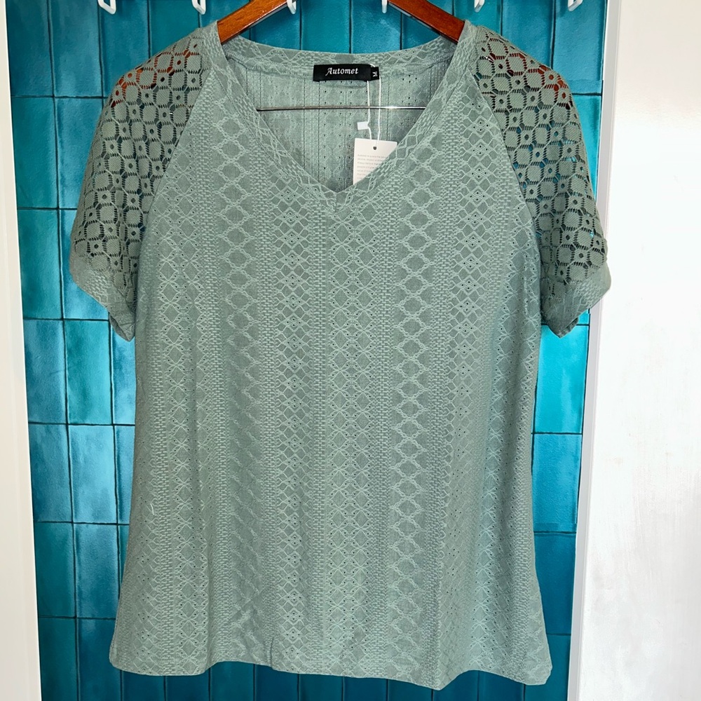 Women's Sage Lace Sleeve V-Neck Top